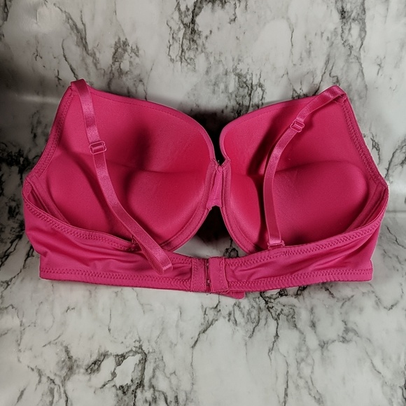 Pink Bra - Picture 2 of 4